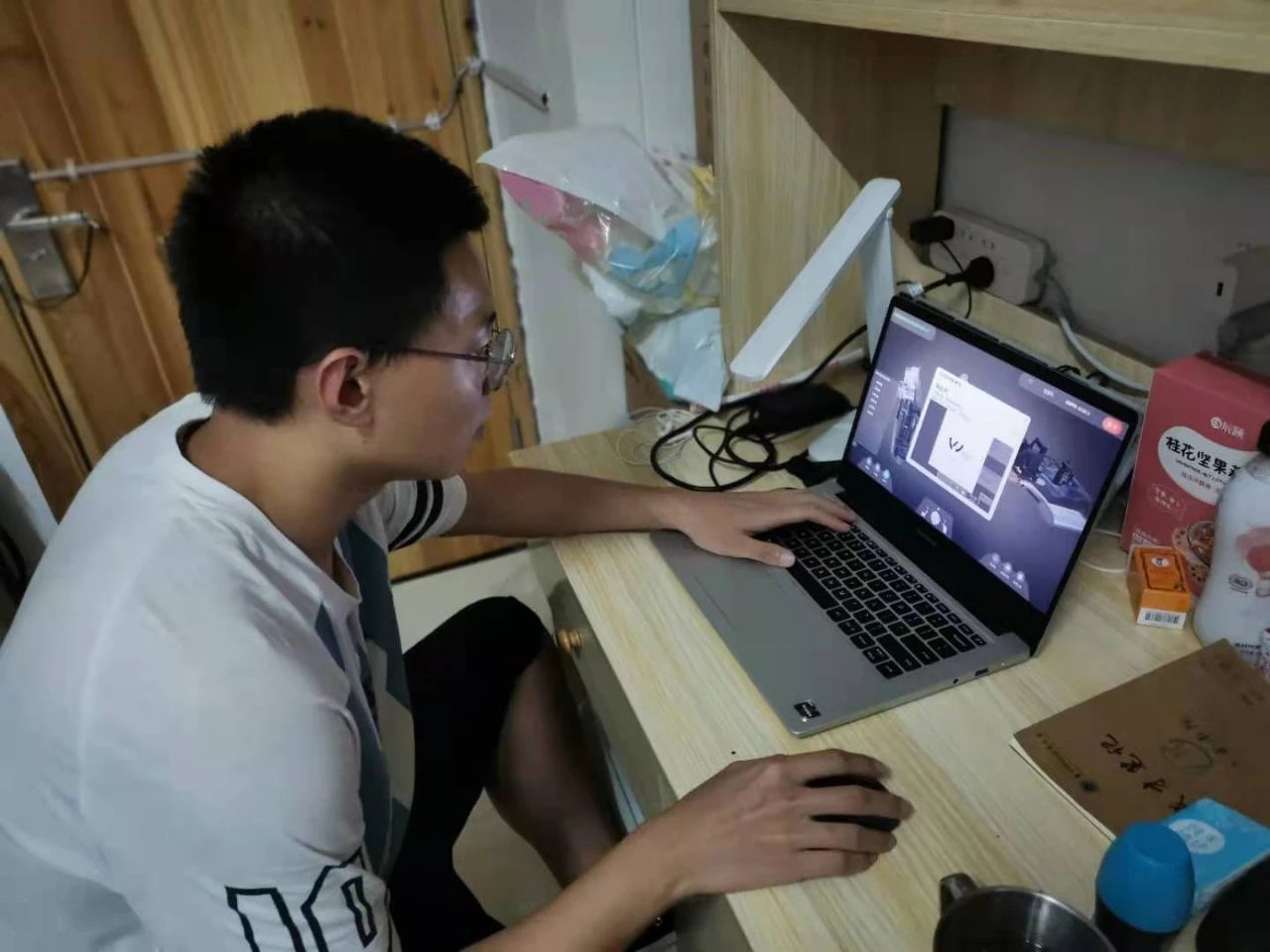 微信图片_20210601212318.jpg 微信图片_20210601212318.jpg